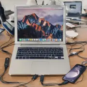 如何通过电脑的USB接口连接移动设备如iPhoneAndroid手机等以备份数据?